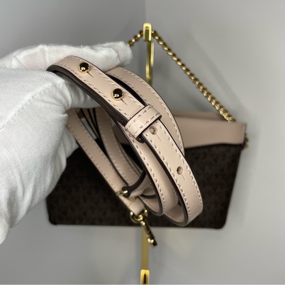 Jet Set Large Logo Chain Crossbody Bag - Picture 14 of 16